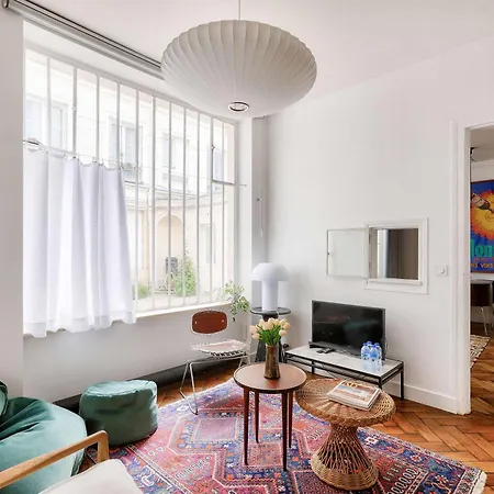 Bright In The 10arr. - 4 People *